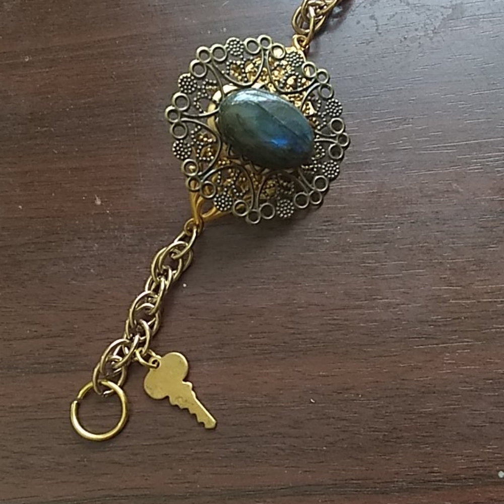 Rustic bracelet - Picture 2 of 3